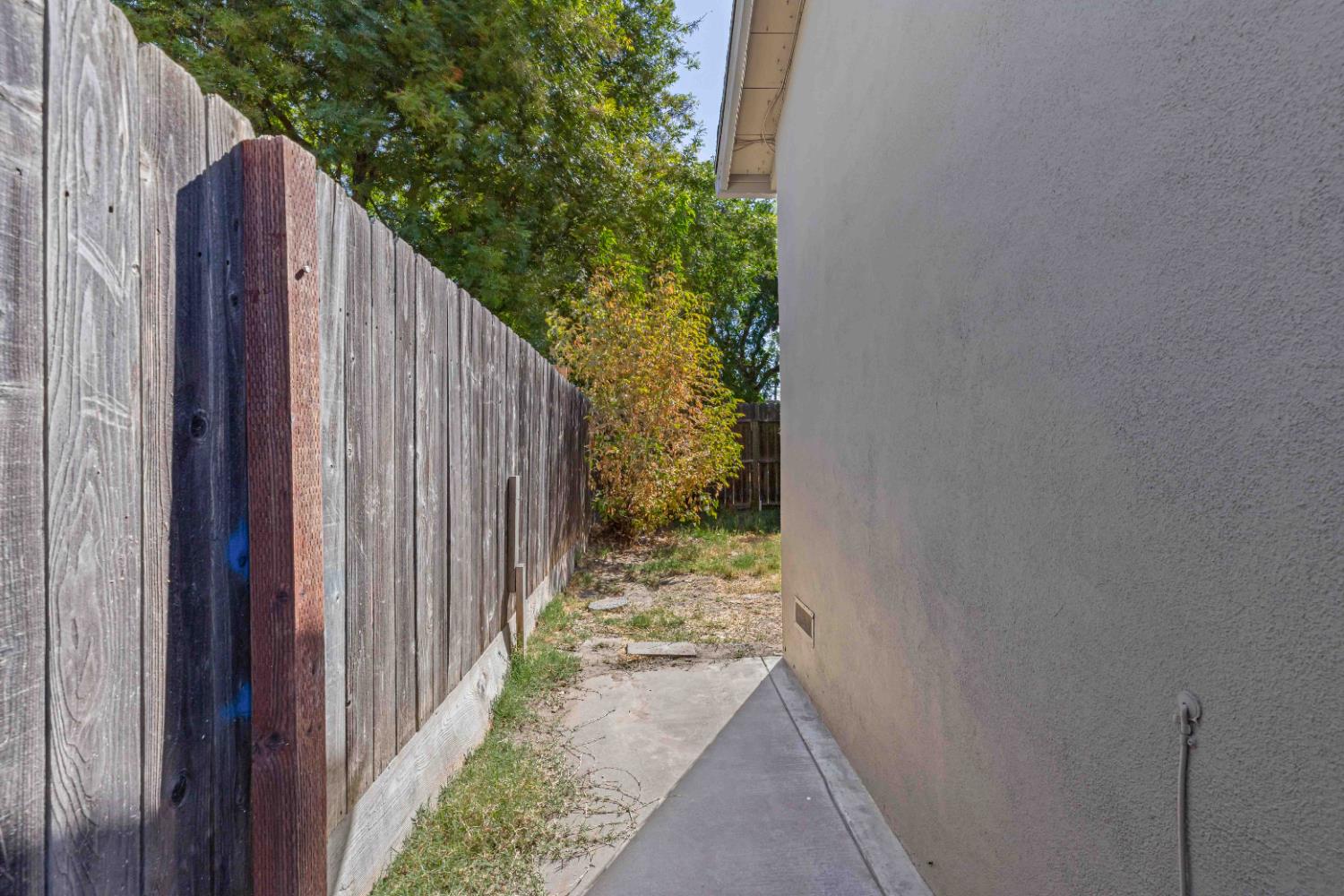 1313 Ronald Ave, Modesto, CA 95350