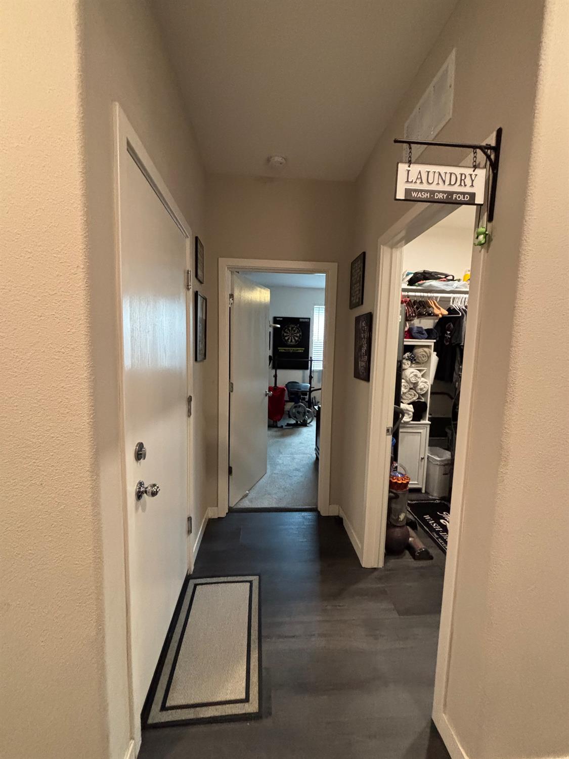 1434 Hayley St, Los Banos, CA 93635