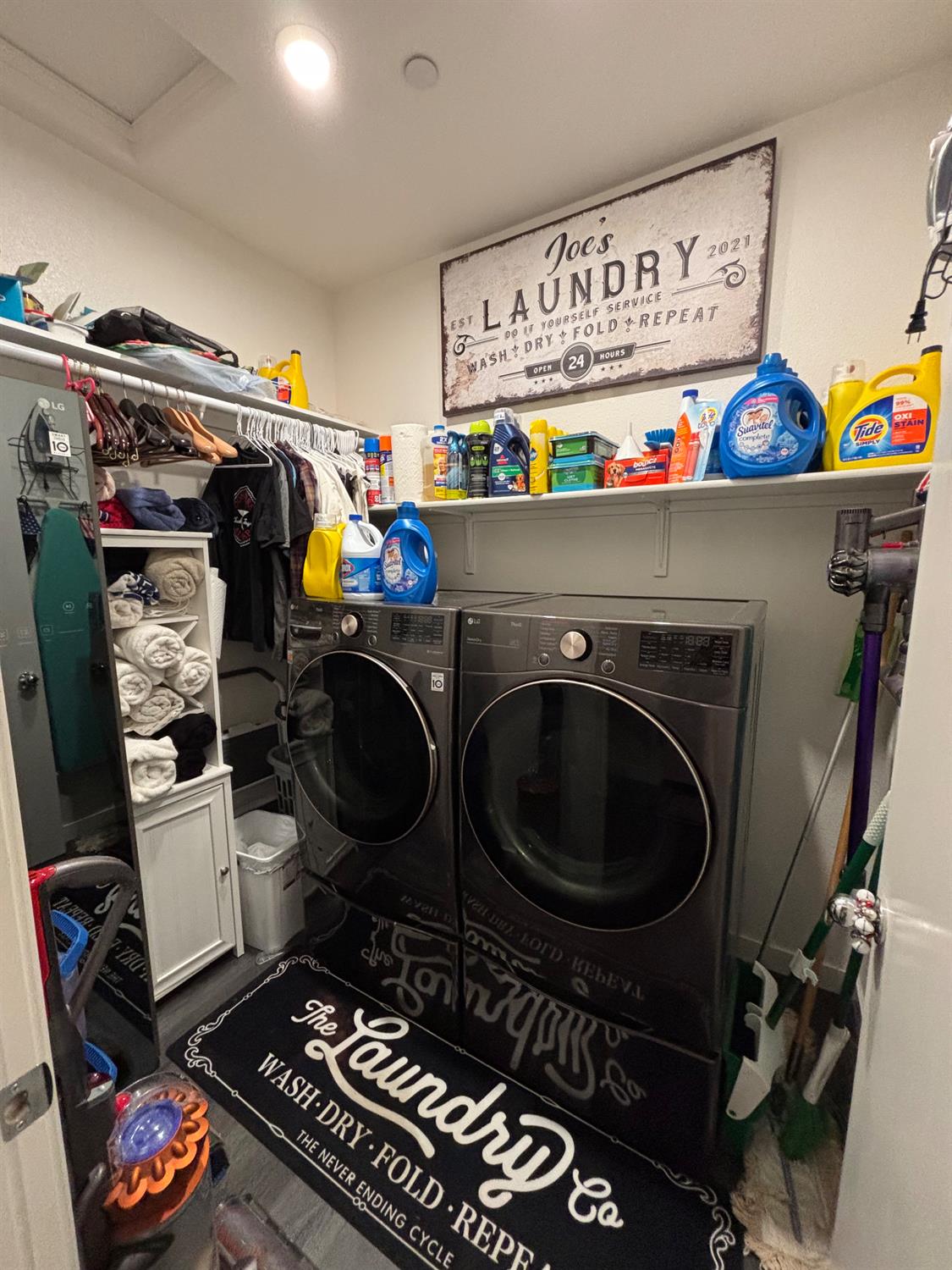 1434 Hayley St, Los Banos, CA 93635