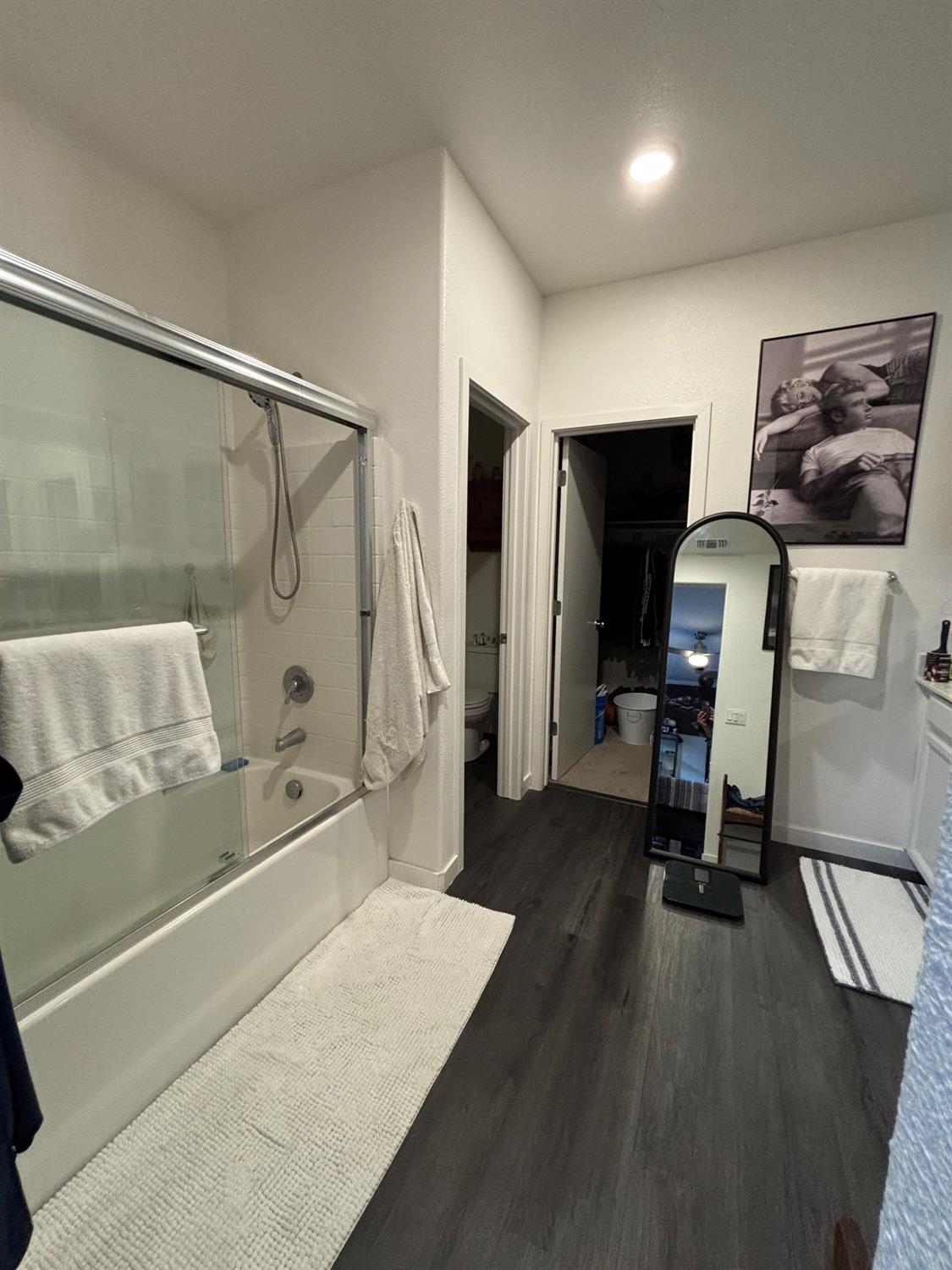 1434 Hayley St, Los Banos, CA 93635