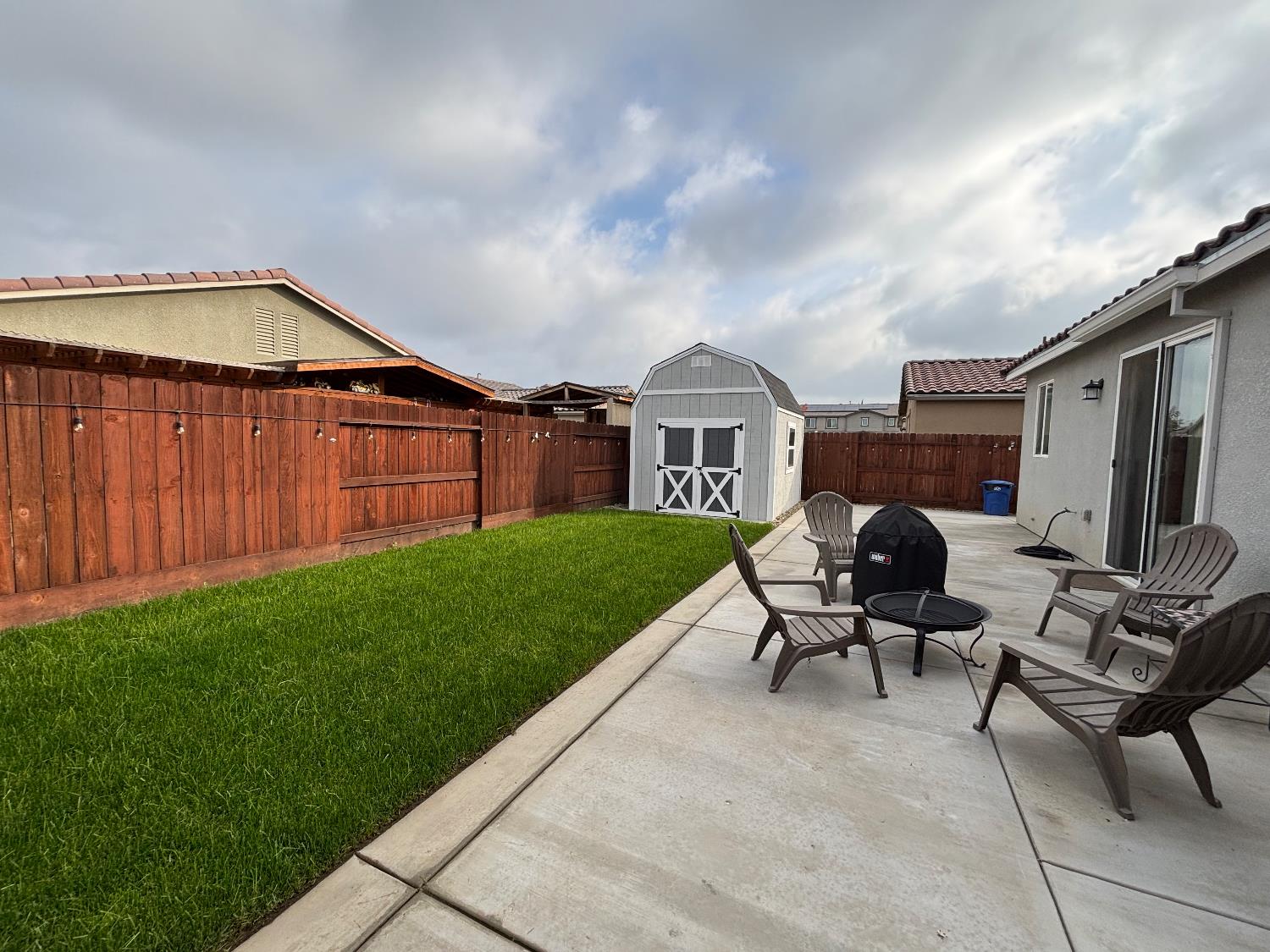 1434 Hayley St, Los Banos, CA 93635