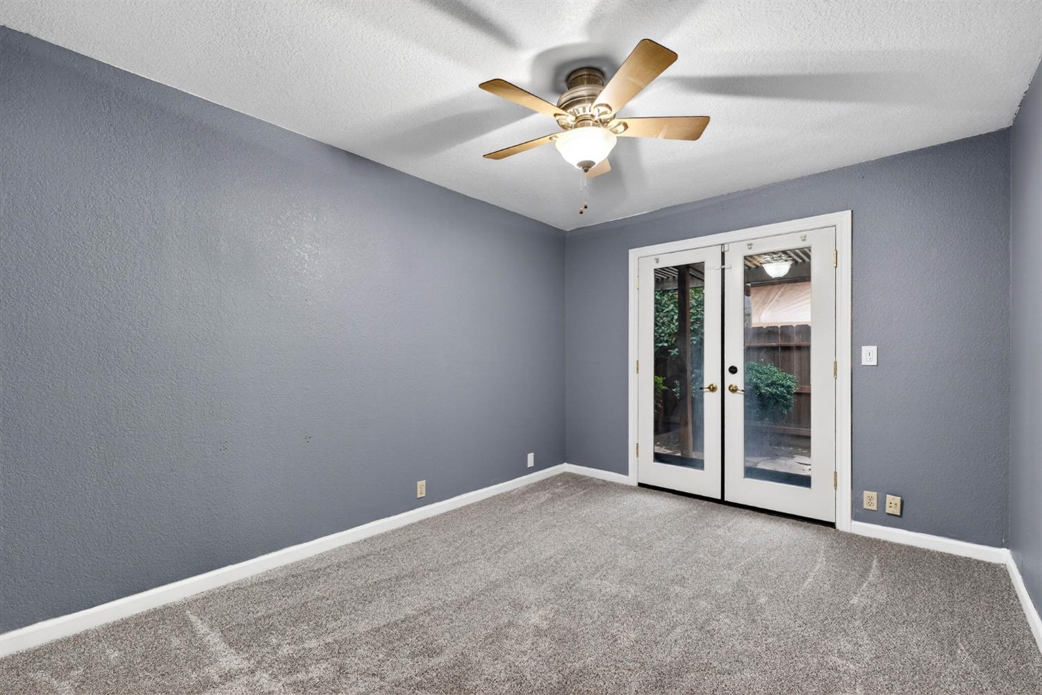 736 E Louise Ave, Manteca, CA 95336