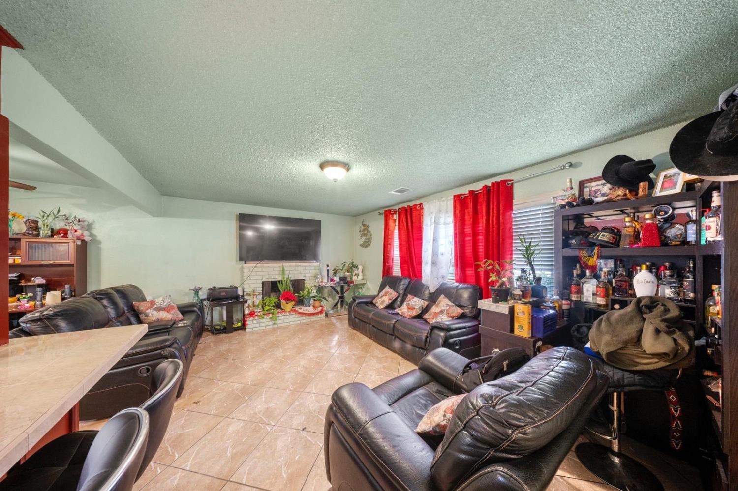 3140 Kellogg Ave, Turlock, CA 95382