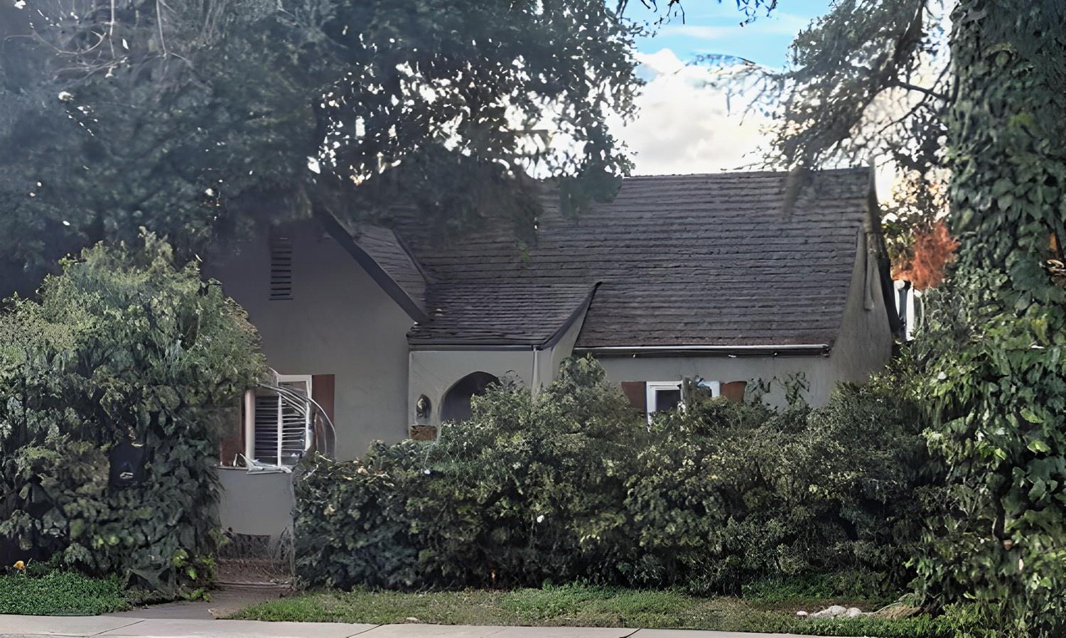 1123 Tully Rd, Modesto, CA 95350