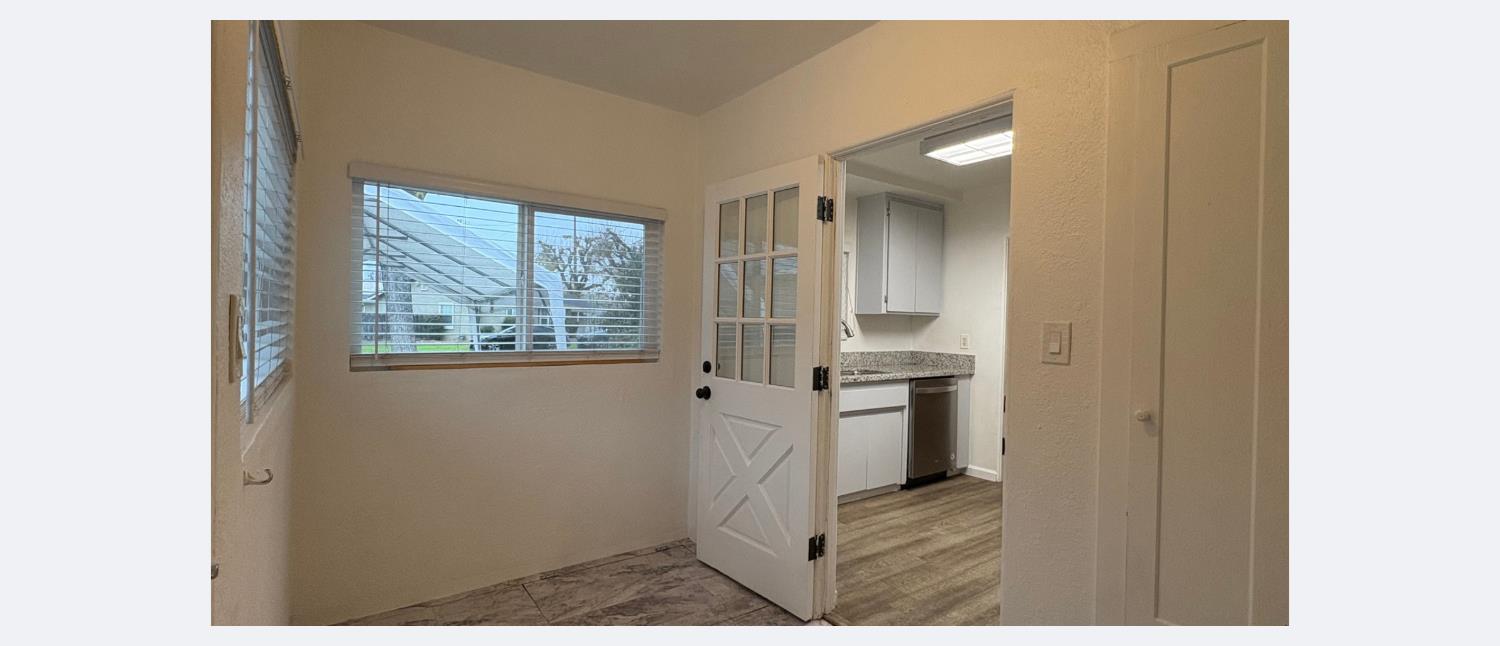 1123 Tully Rd, Modesto, CA 95350