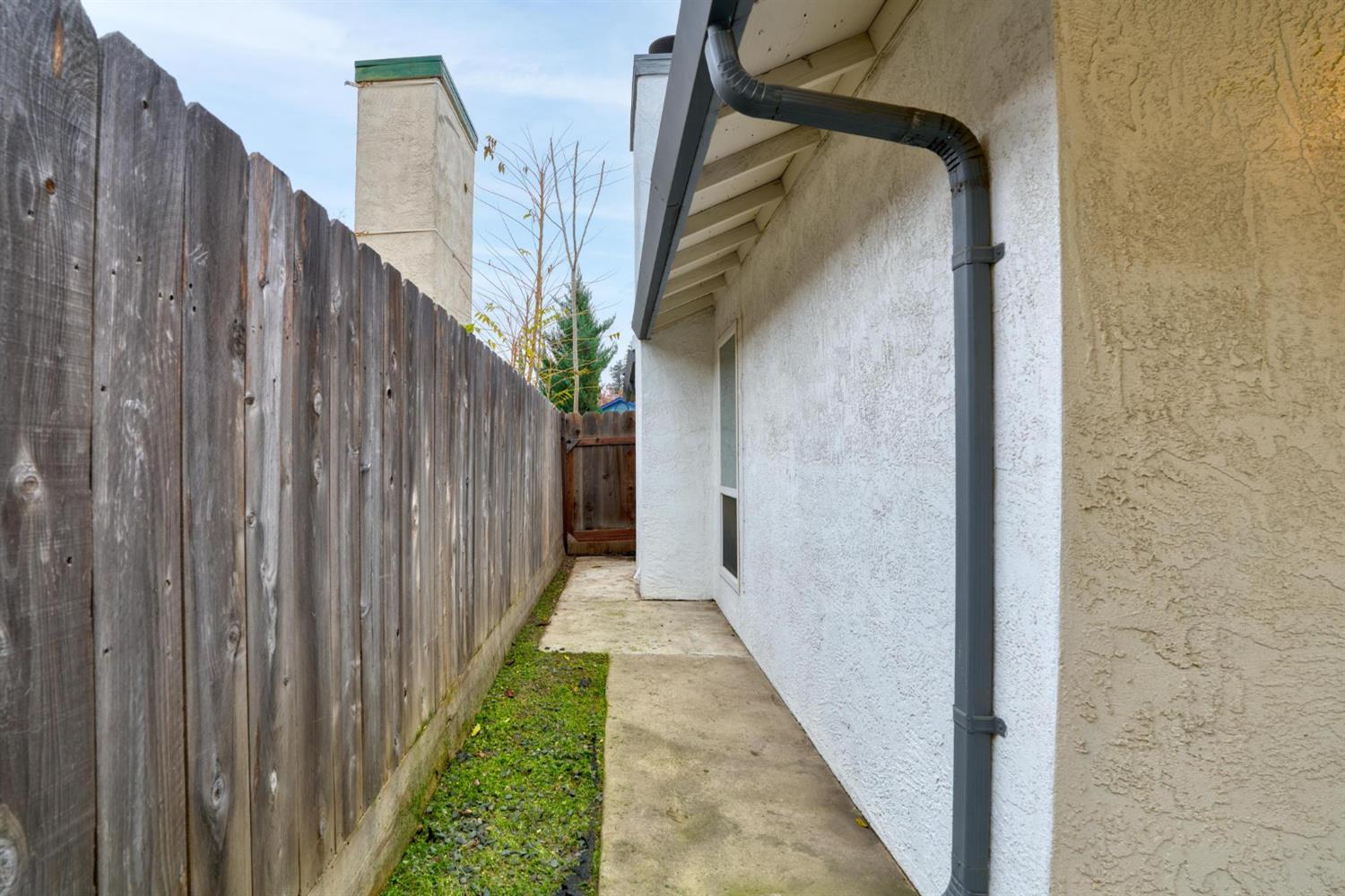 2091 Joynichole Dr, Turlock, CA 95382