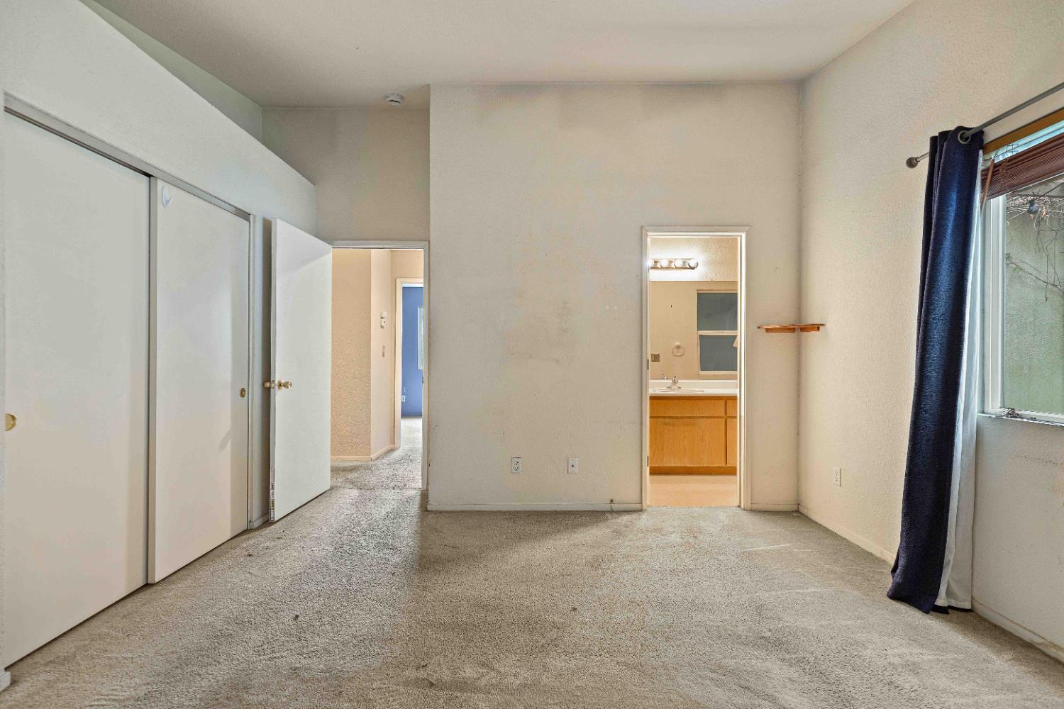 310 W F St, Turlock, CA 95380