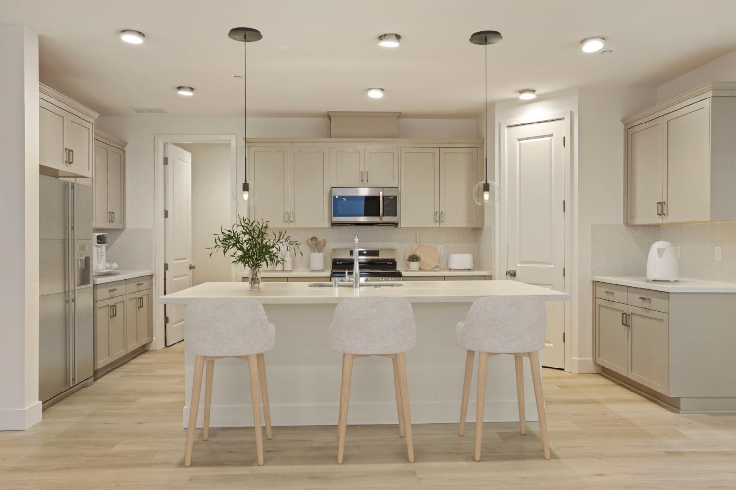 2182 Silk Ave, Manteca, CA 95337