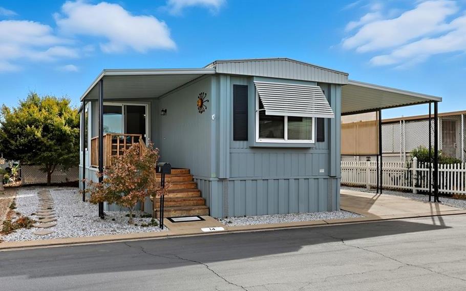 2240 Golden Oak Spc 14 Ln, Merced, CA 95341