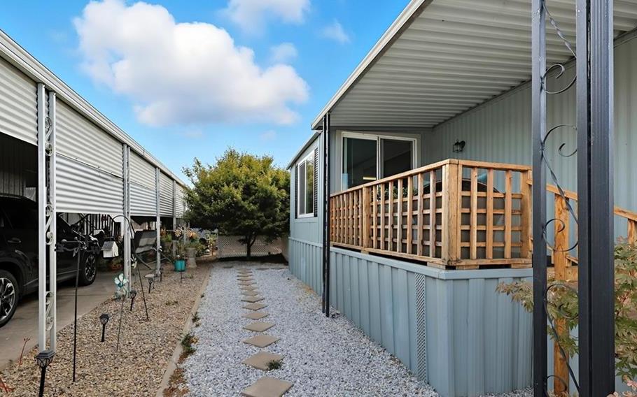 2240 Golden Oak Spc 14 Ln, Merced, CA 95341