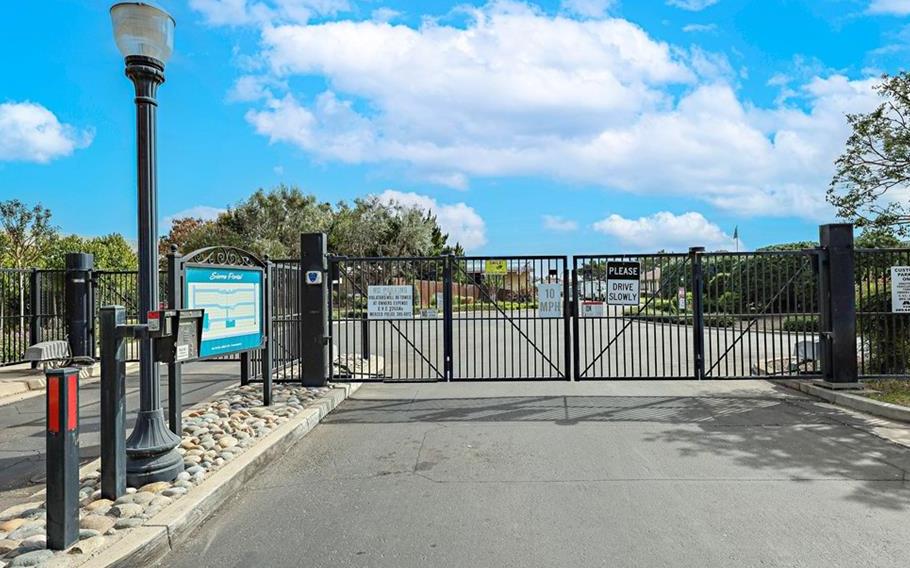 2240 Golden Oak Spc 14 Ln, Merced, CA 95341