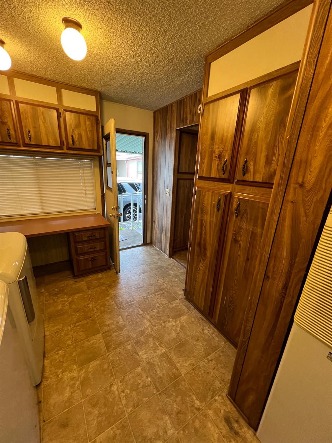 127 sloop, Modesto, CA 95356