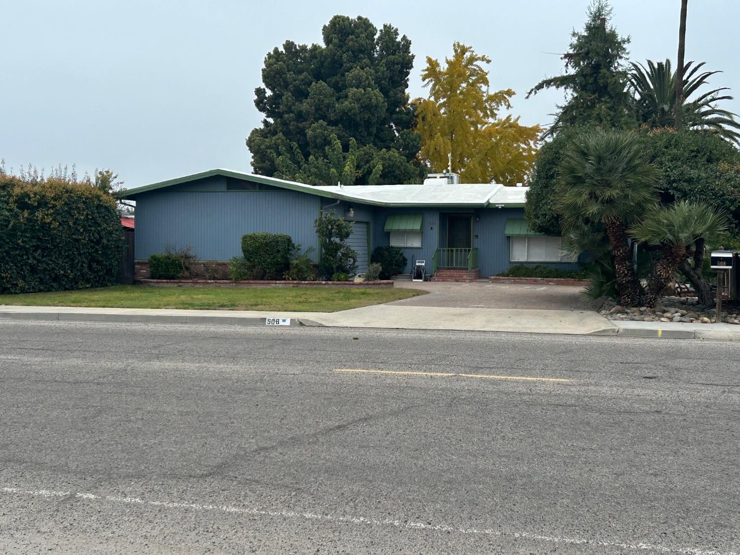508 W Belleview Ave, Porterville, CA 93257