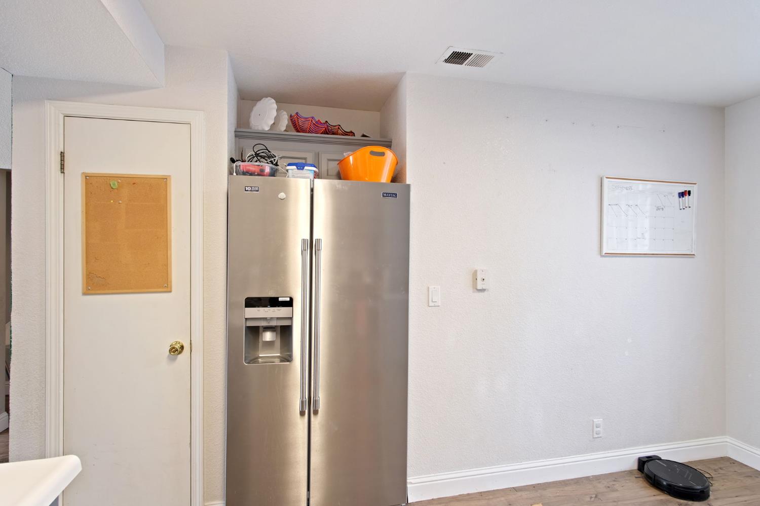 328 Burns Creek Ct, Waterford, CA 95386