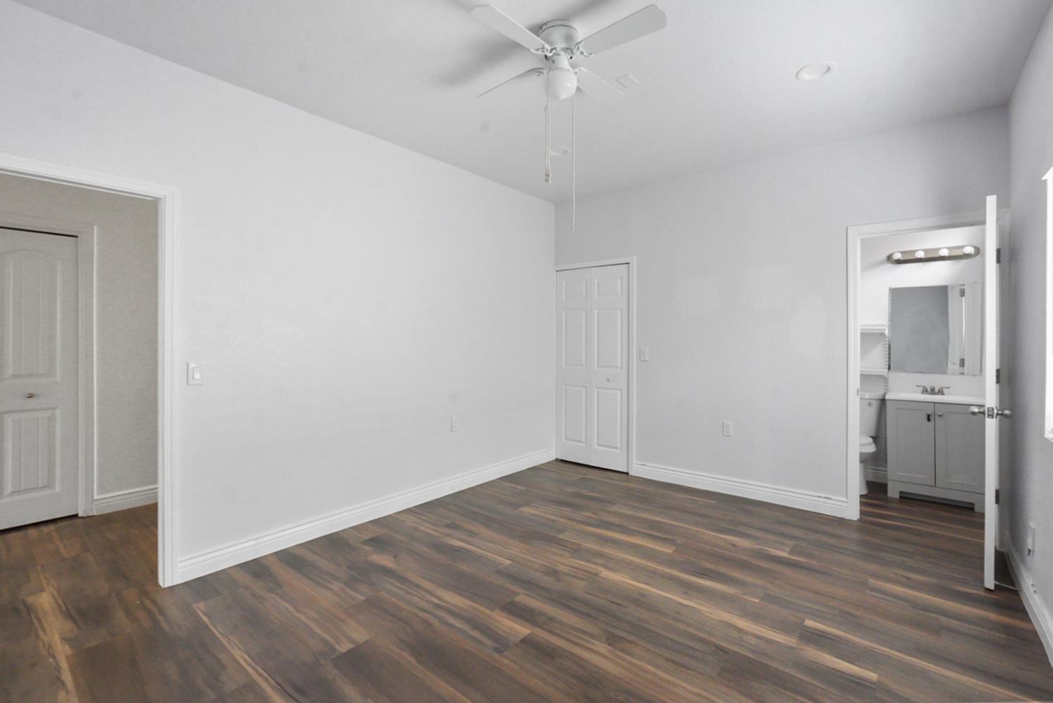 1974 Gus Villalta Dr, Los Banos, CA 93635