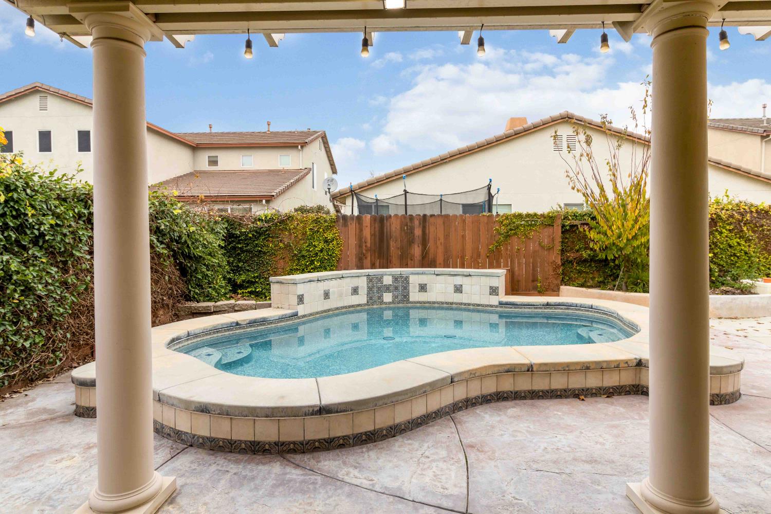 2517 Guadalajara Dr, Modesto, CA 95355