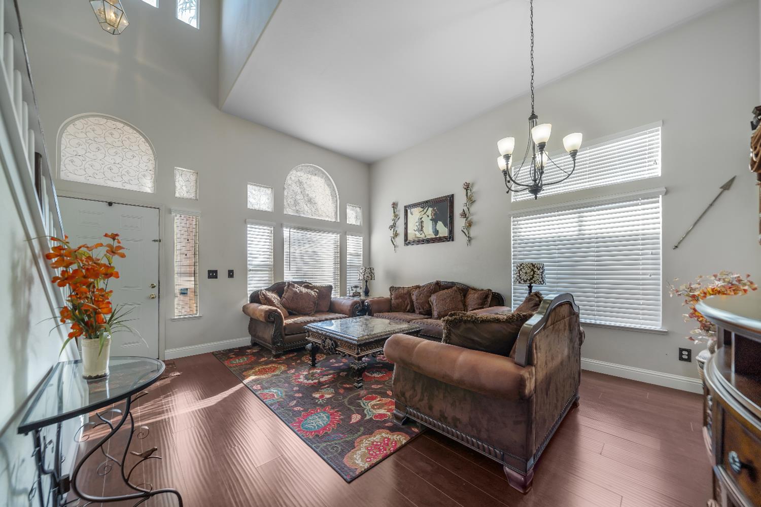 1114 Kay Cir, Turlock, CA 95382