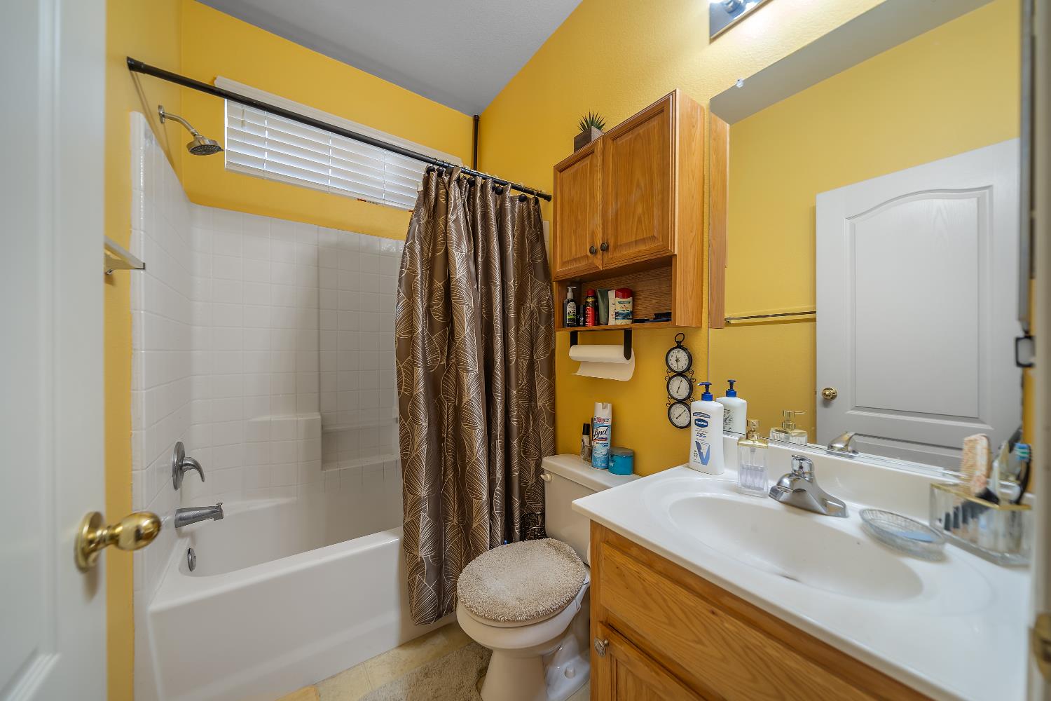 1114 Kay Cir, Turlock, CA 95382