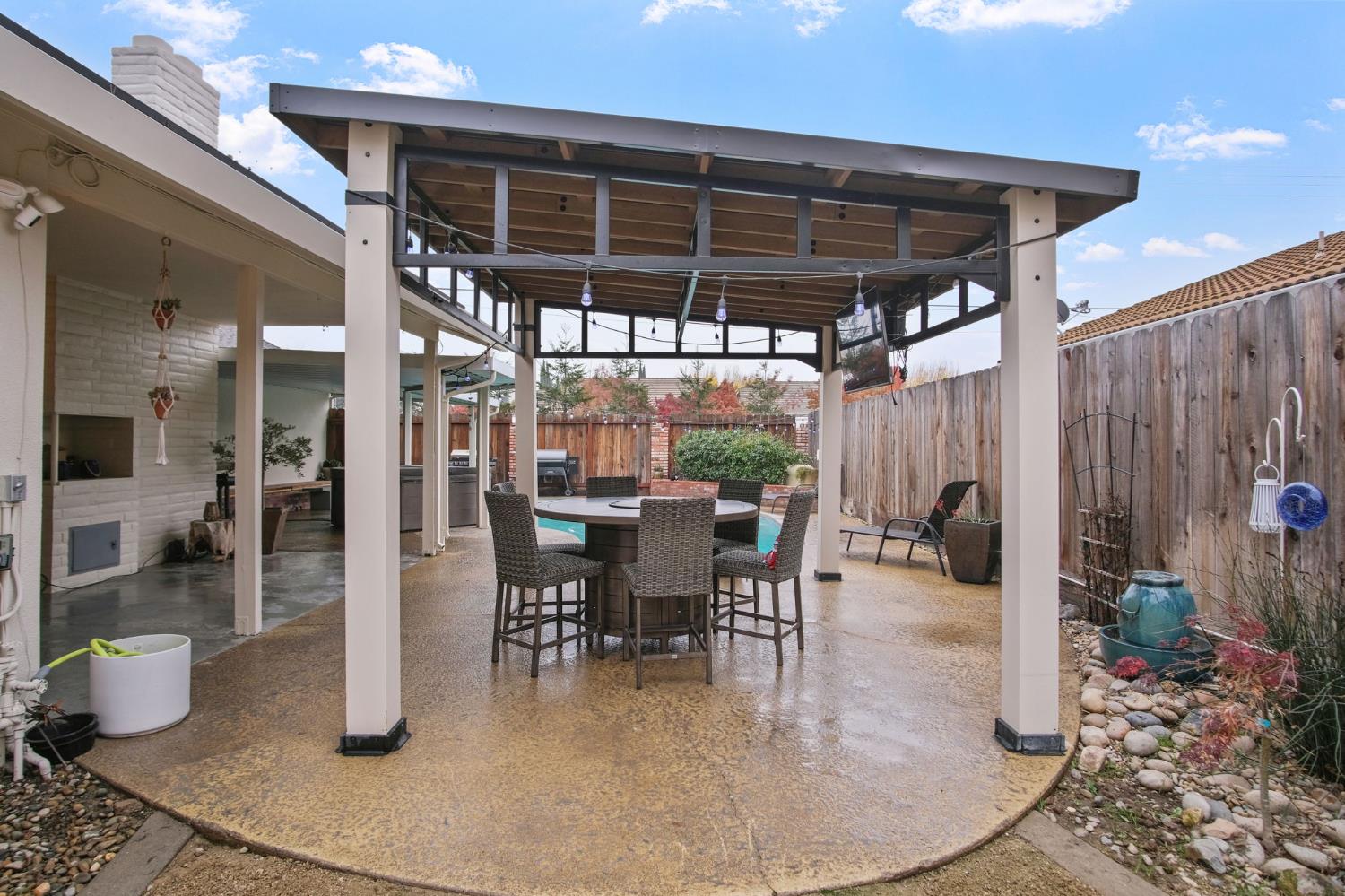 1580 Michael Way, Turlock, CA 95382