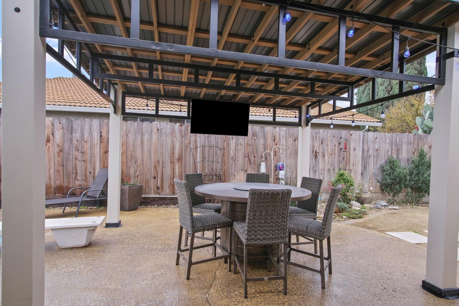 1580 Michael Way, Turlock, CA 95382