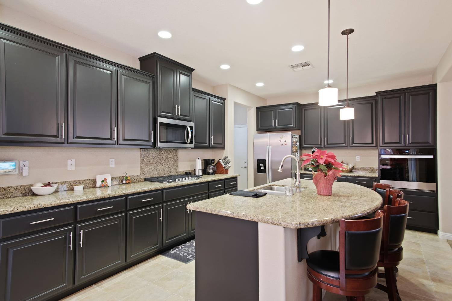 4245 Silver Lupine Dr, Turlock, CA 95382