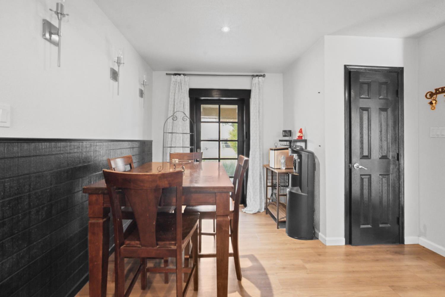 960 Elma St, Hickman, CA 95323