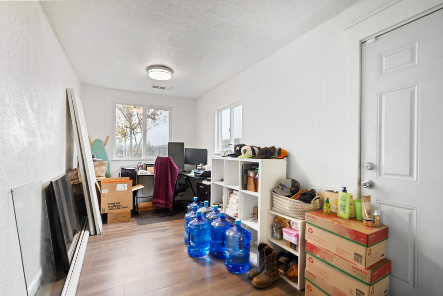 960 Elma St, Hickman, CA 95323