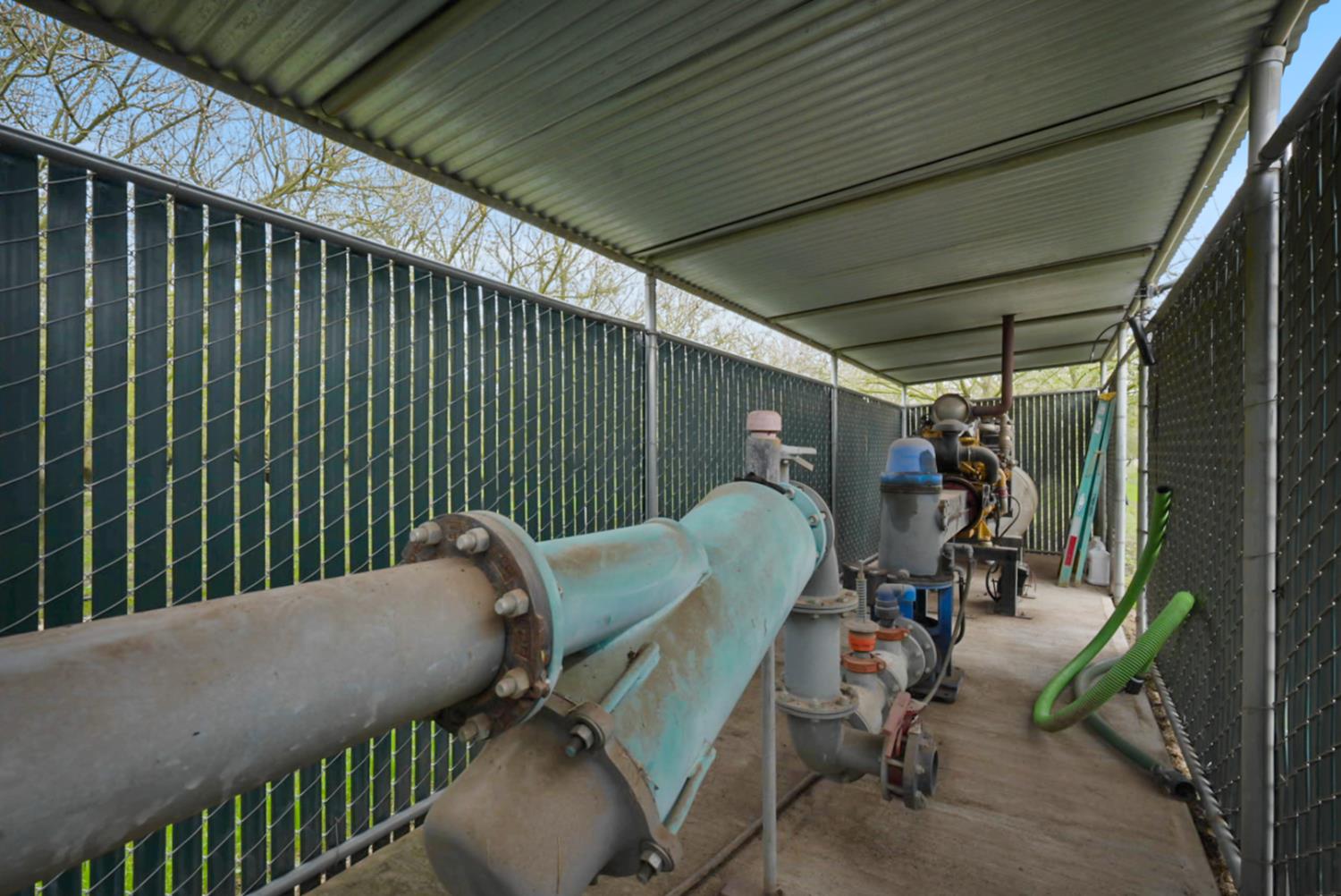 16221 Carrolton Rd, Escalon, CA 95320