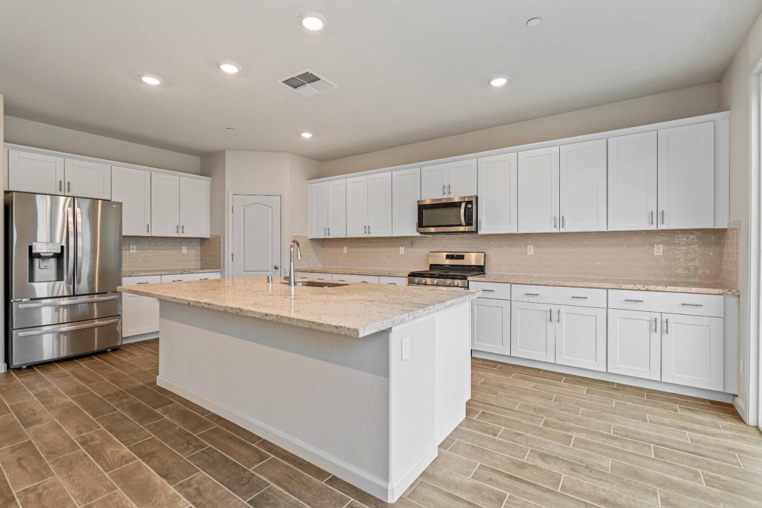 3095 Tower St, Manteca, CA 95337