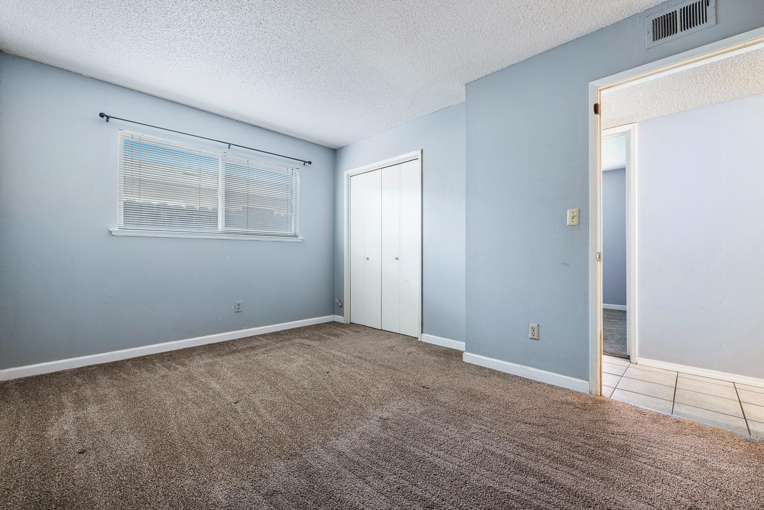 21234 S Feland Ave, Riverdale, CA 93656