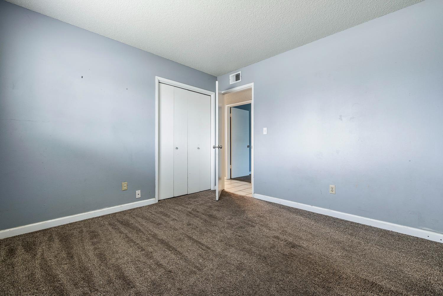 21234 S Feland Ave, Riverdale, CA 93656