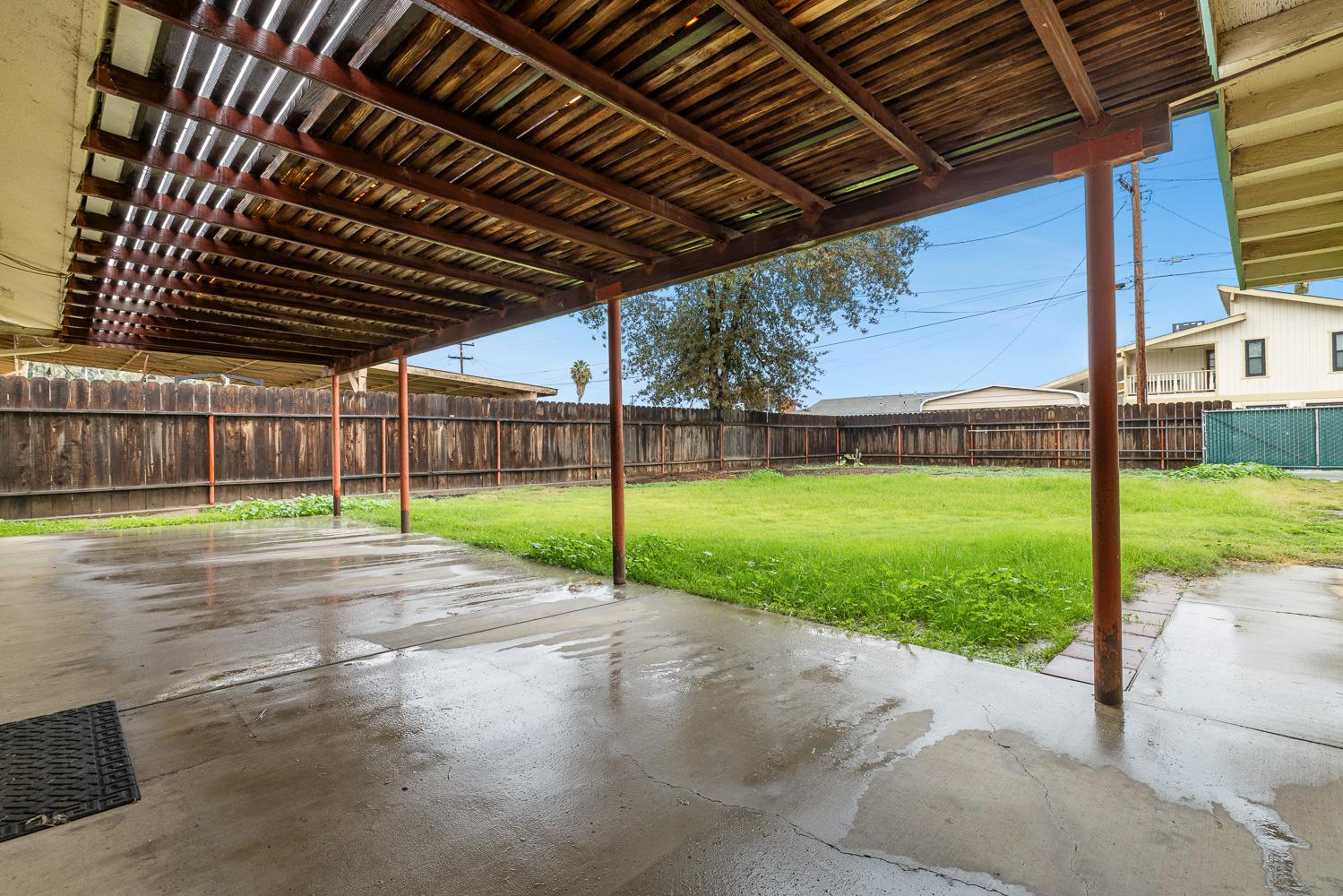 21234 S Feland Ave, Riverdale, CA 93656