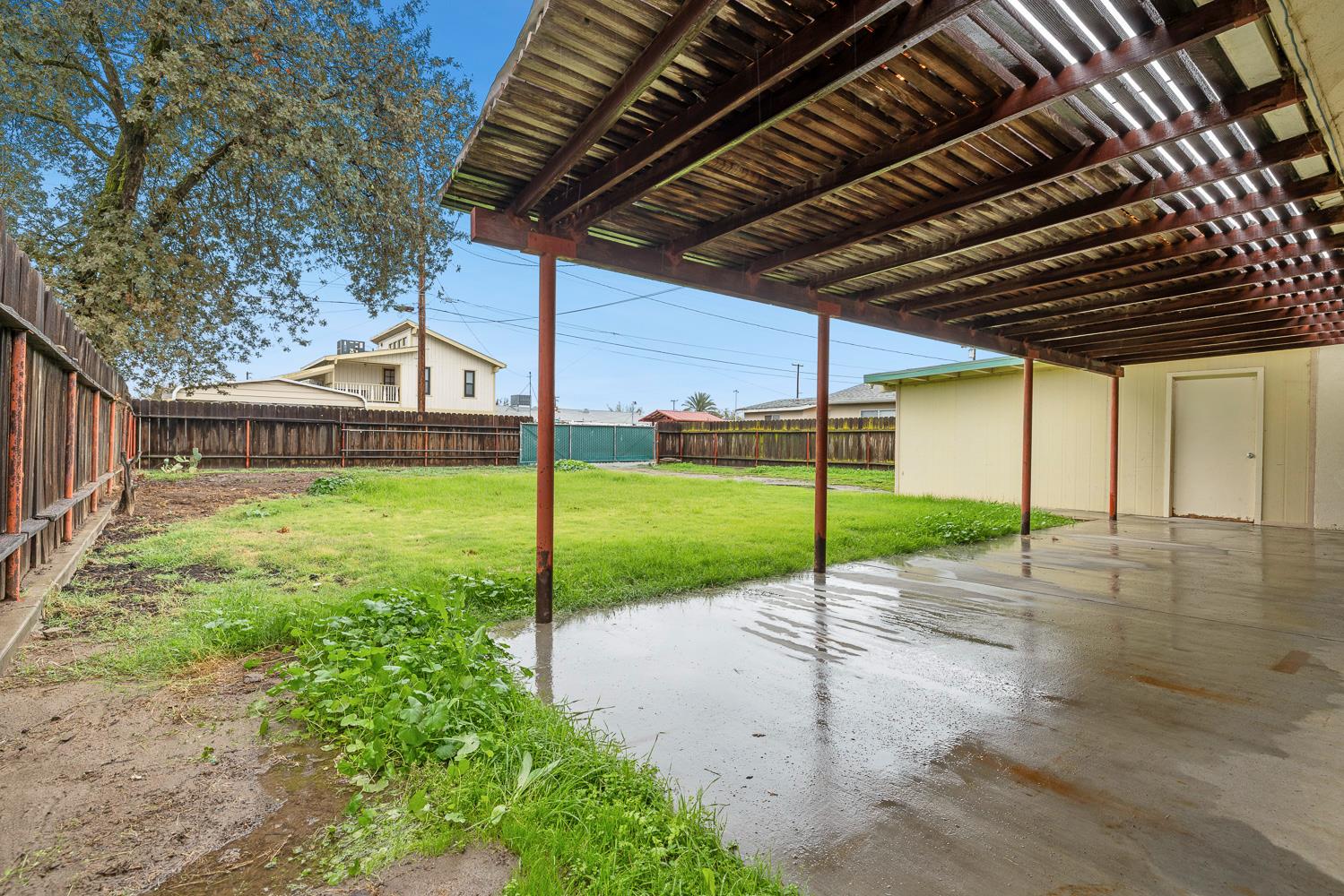 21234 S Feland Ave, Riverdale, CA 93656