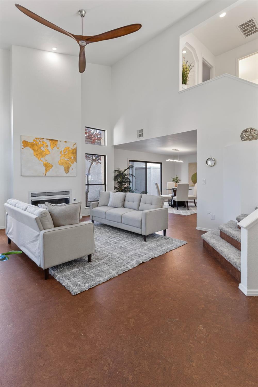 1168 Copper Cottage Ln, Modesto, CA 95355