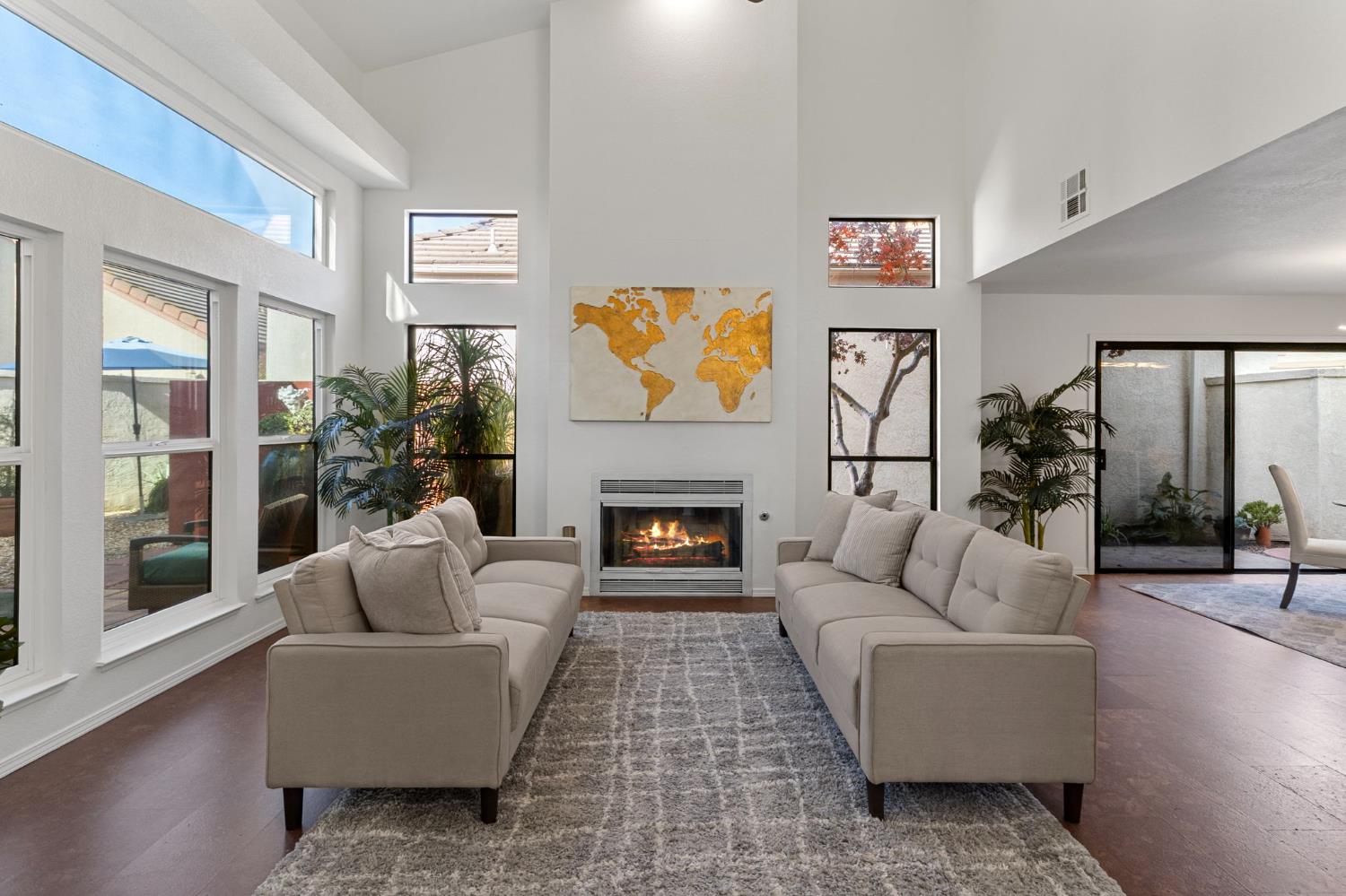 1168 Copper Cottage Ln, Modesto, CA 95355