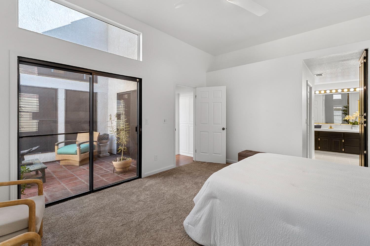 1168 Copper Cottage Ln, Modesto, CA 95355