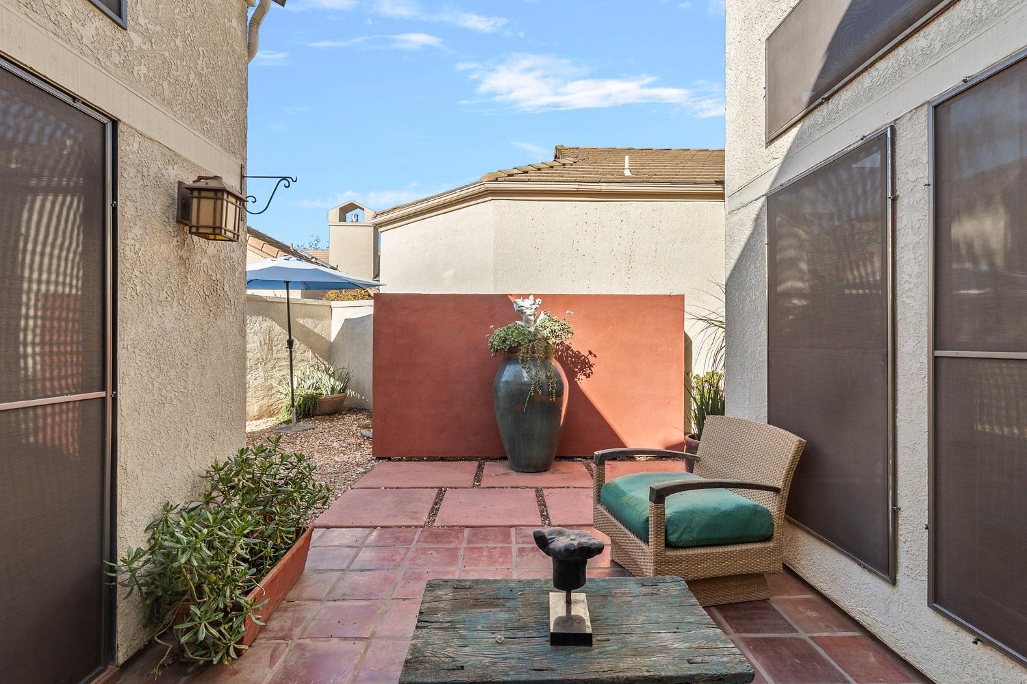 1168 Copper Cottage Ln, Modesto, CA 95355