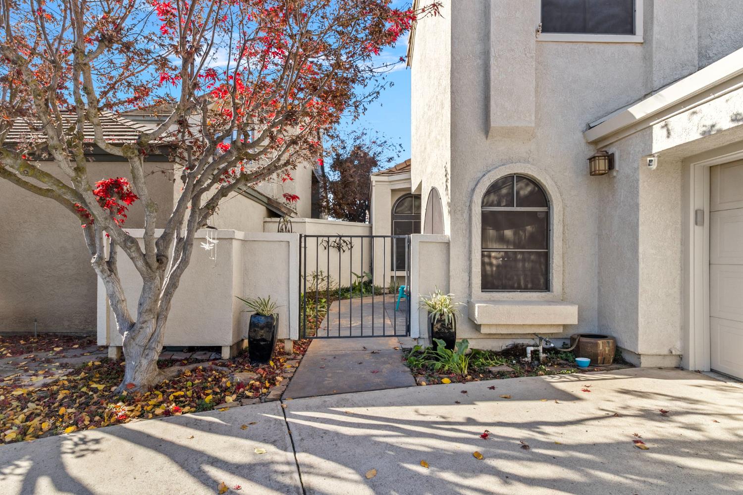 1168 Copper Cottage Ln, Modesto, CA 95355