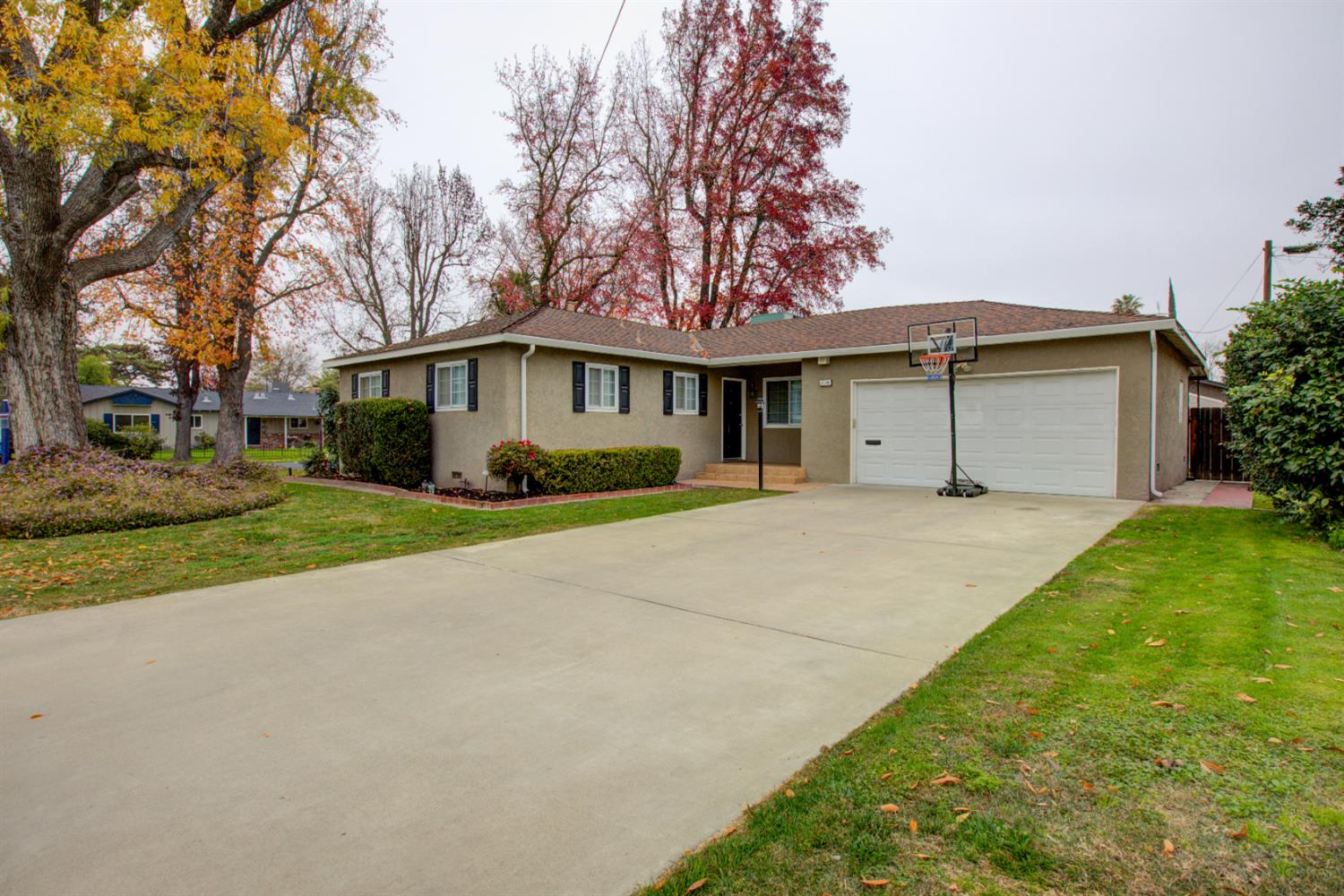 2126 Monticello Ave, Modesto, CA 95350