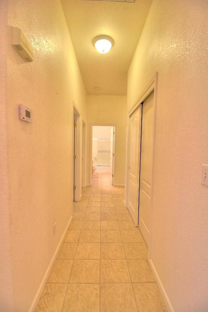 130 Little Johns Creek Dr, Oakdale, CA 95361