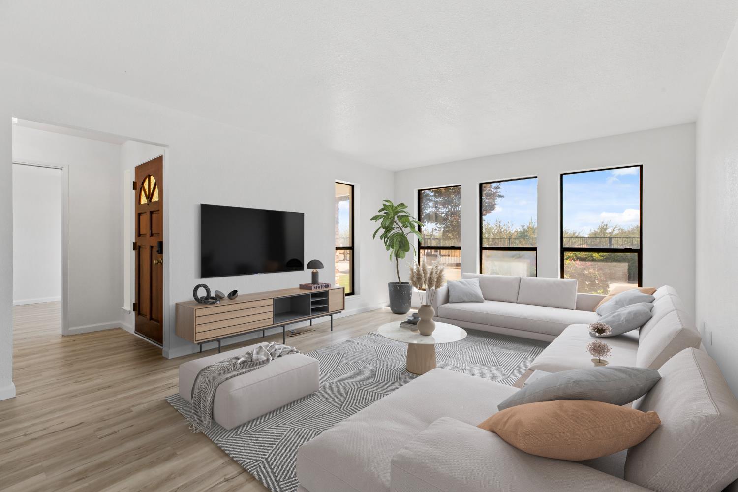 10680 Cleveland Ave, Oakdale, CA 95361