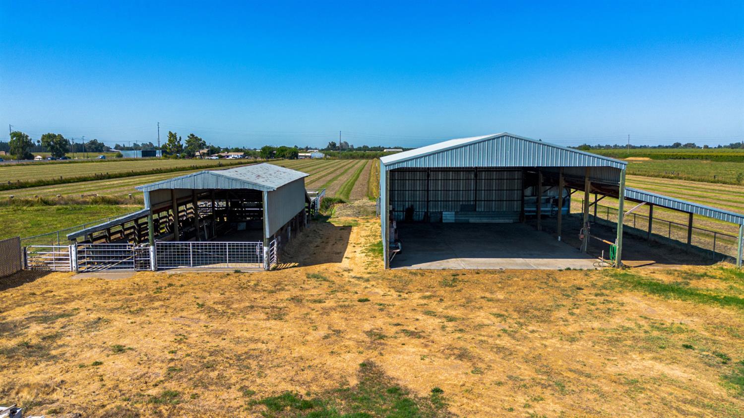 10680 Cleveland Ave, Oakdale, CA 95361