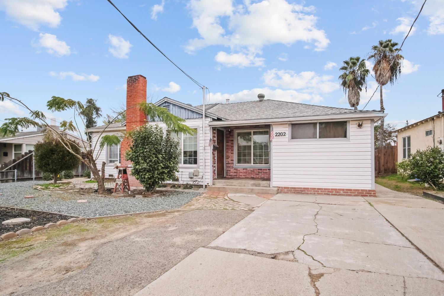 2202 6th St, Ceres, CA 95307