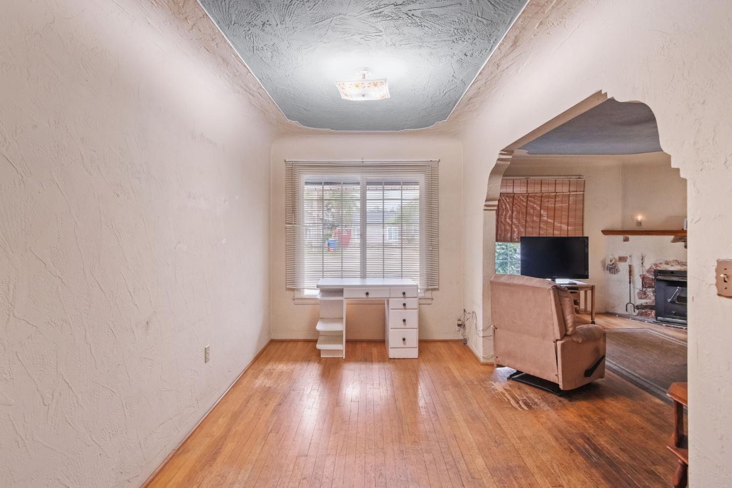 2202 6th St, Ceres, CA 95307