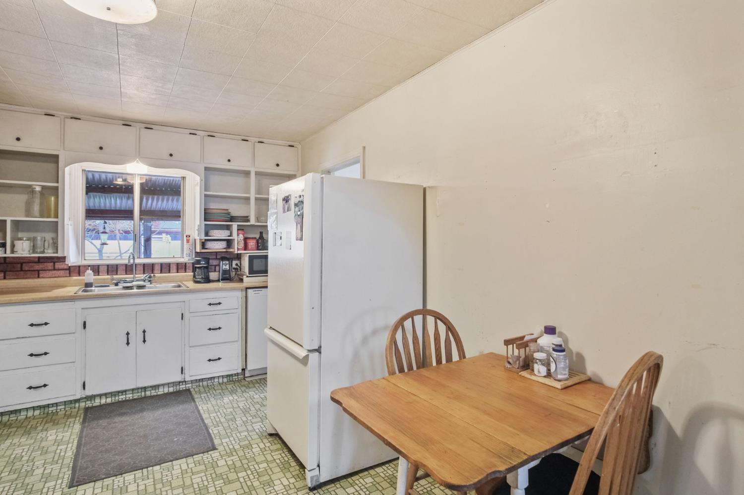 2202 6th St, Ceres, CA 95307