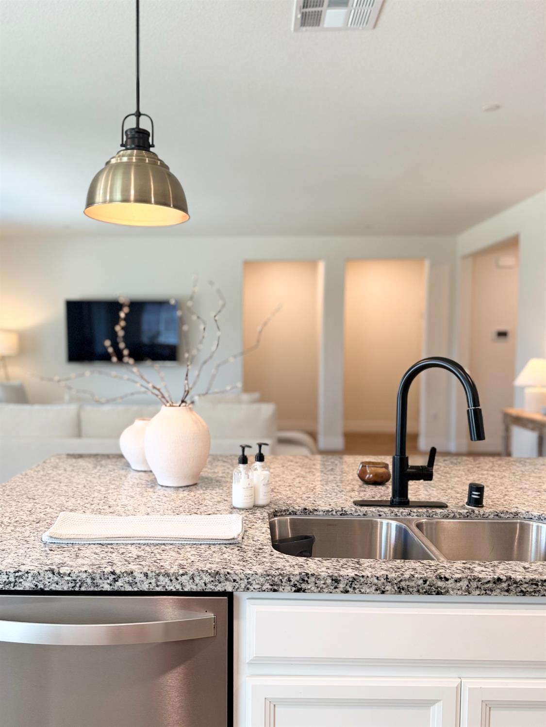 2633 Coolidge, Manteca, CA 95337