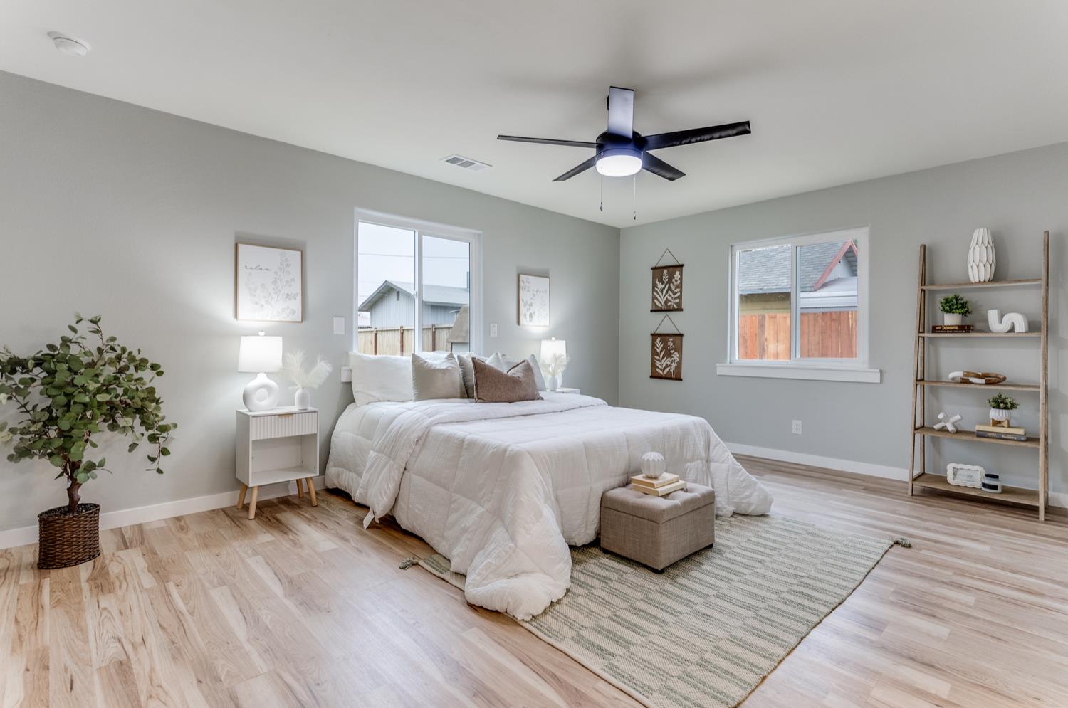 136 N Acacia Ave, Ripon, CA 95366