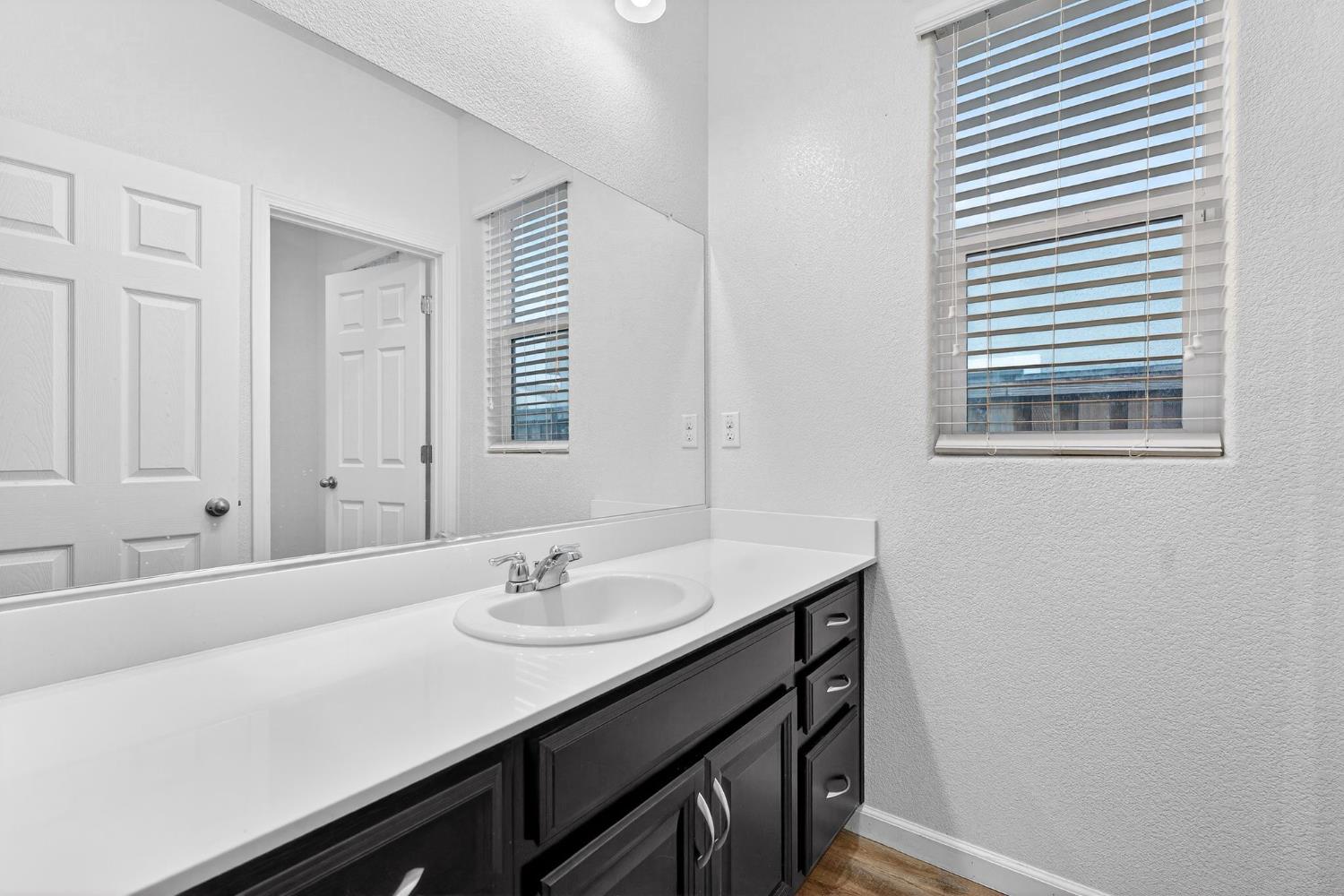 9659 Cabernet Ct, Patterson, CA 95363