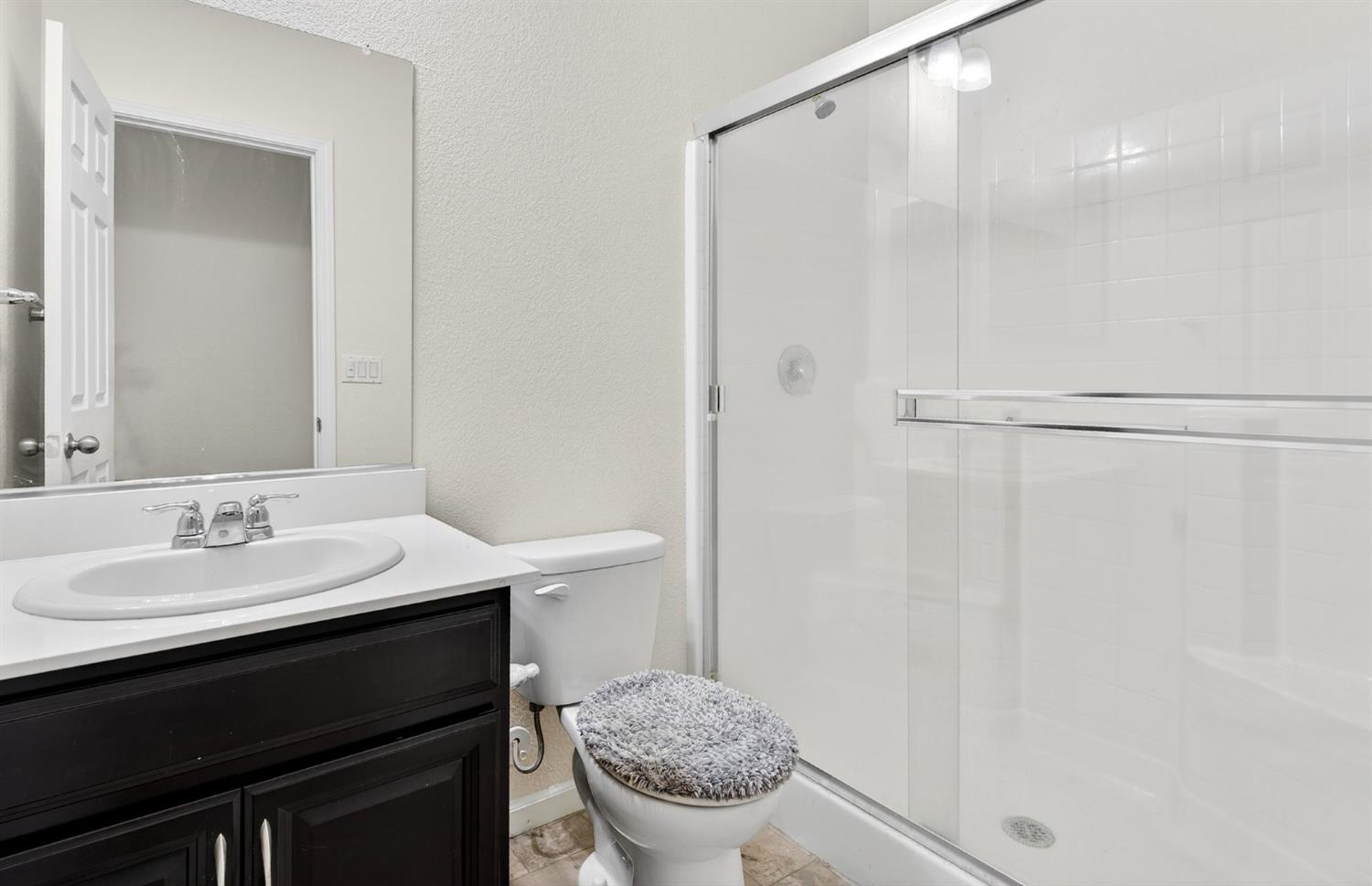 9659 Cabernet Ct, Patterson, CA 95363