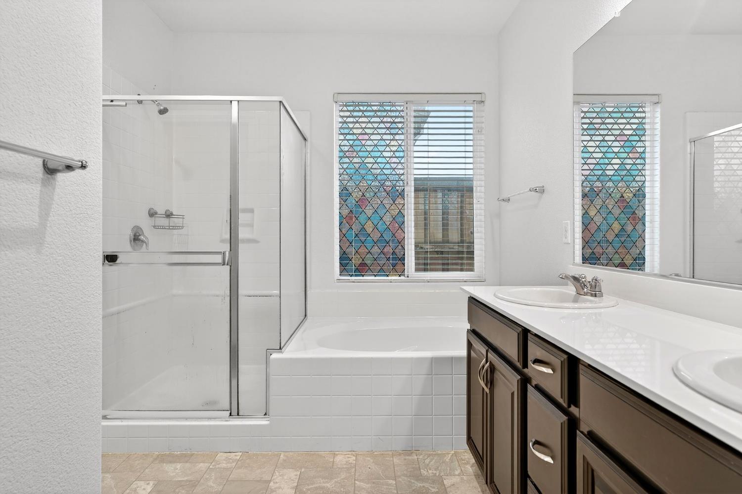 9659 Cabernet Ct, Patterson, CA 95363